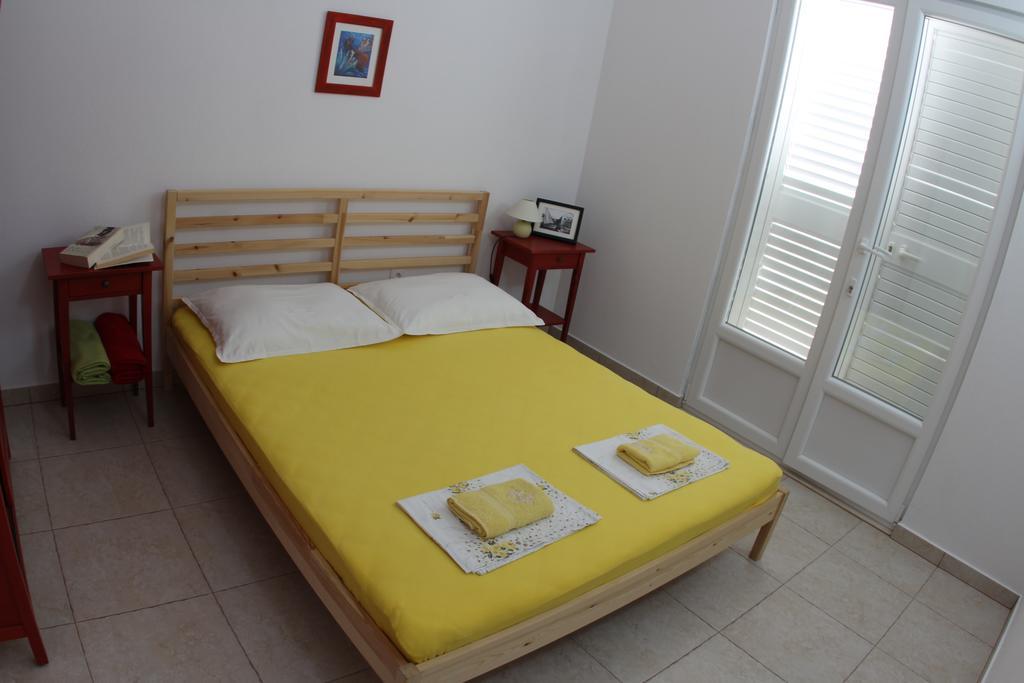 Apartments Giardino ฮวาร์ ภายนอก รูปภาพ