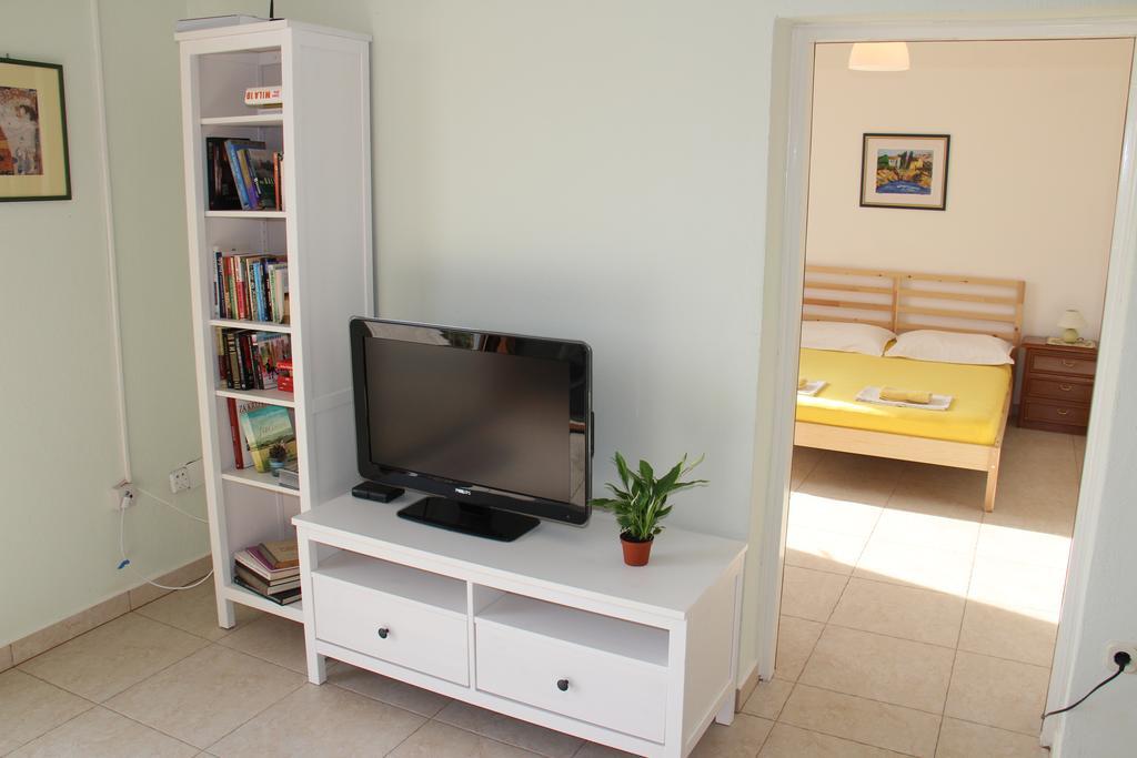 Apartments Giardino ฮวาร์ ภายนอก รูปภาพ