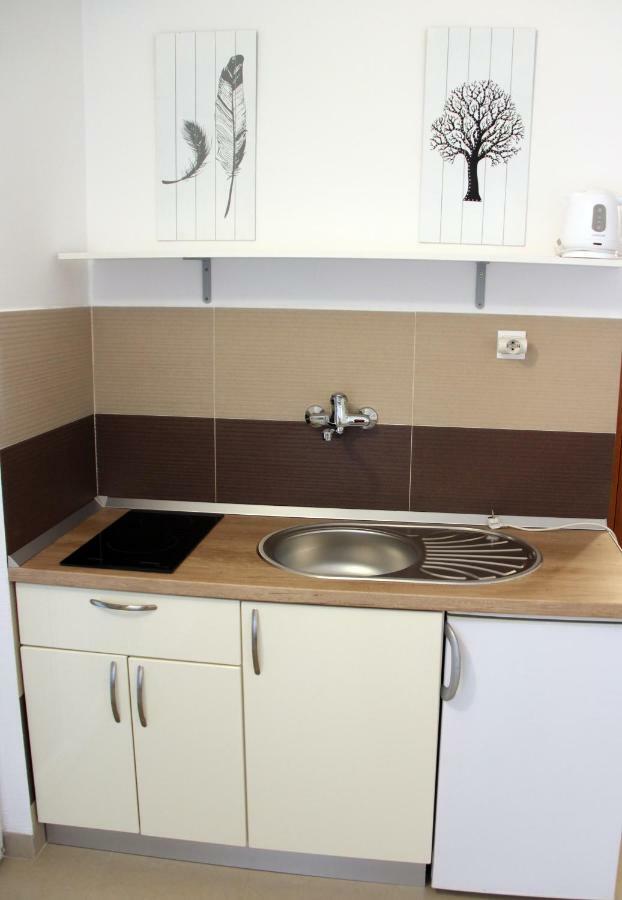Apartments Giardino ฮวาร์ ภายนอก รูปภาพ
