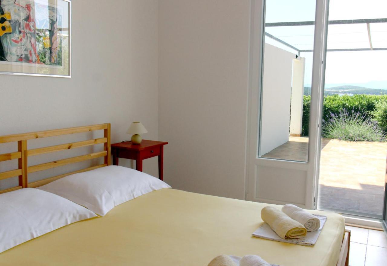 Apartments Giardino ฮวาร์ ภายนอก รูปภาพ